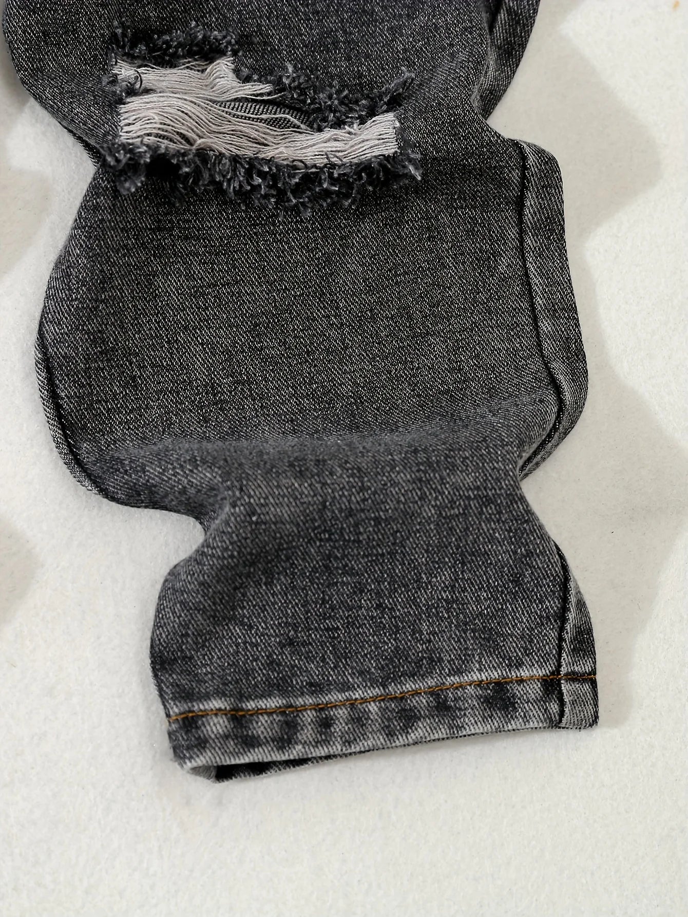 Jungen 3-Teiliges Jeansset Herbst Winter Jeansjacke Zerrissene Jeans Rundhals-Shirt