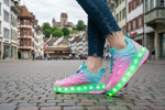 Kinder LED Rollschuh Turnschuhe Mit Rollen Leuchtende Sohlen USB Aufladung